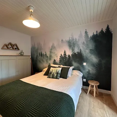 Holiday home Au Bonheur De Malou Coltines